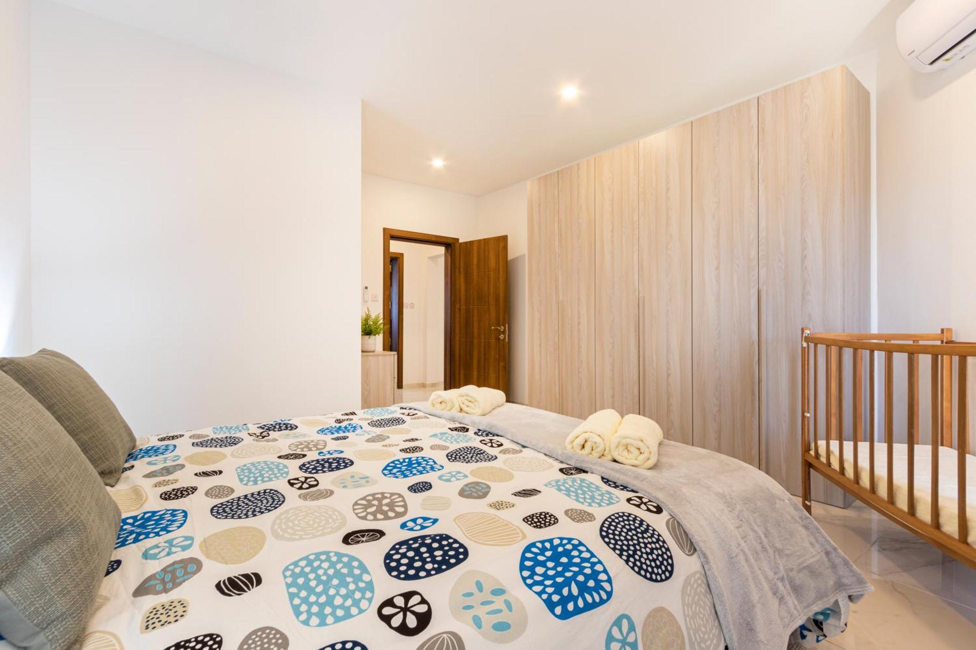 H2 -Modern And Spacious 3 Bedroom Apartment San Ġwann Dış mekan fotoğraf