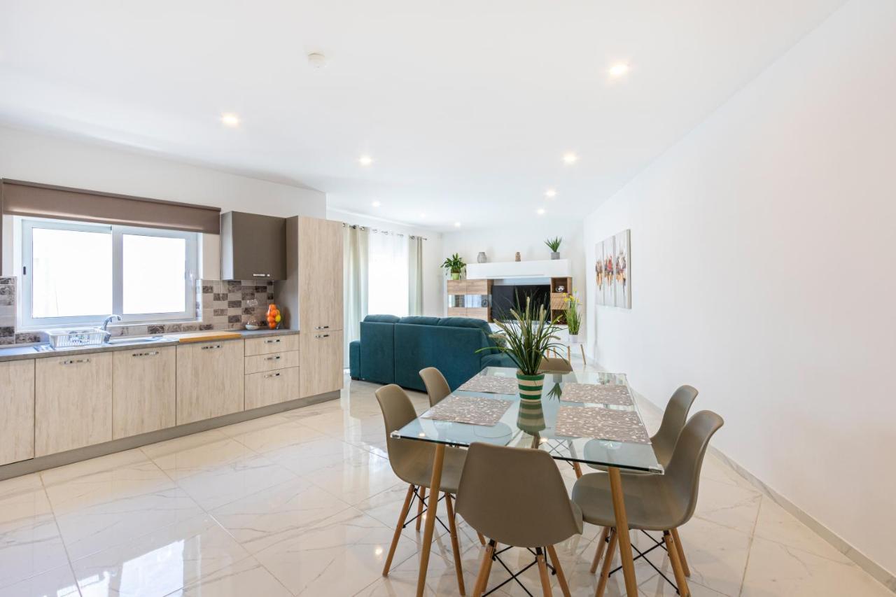 H2 -Modern And Spacious 3 Bedroom Apartment San Ġwann Dış mekan fotoğraf