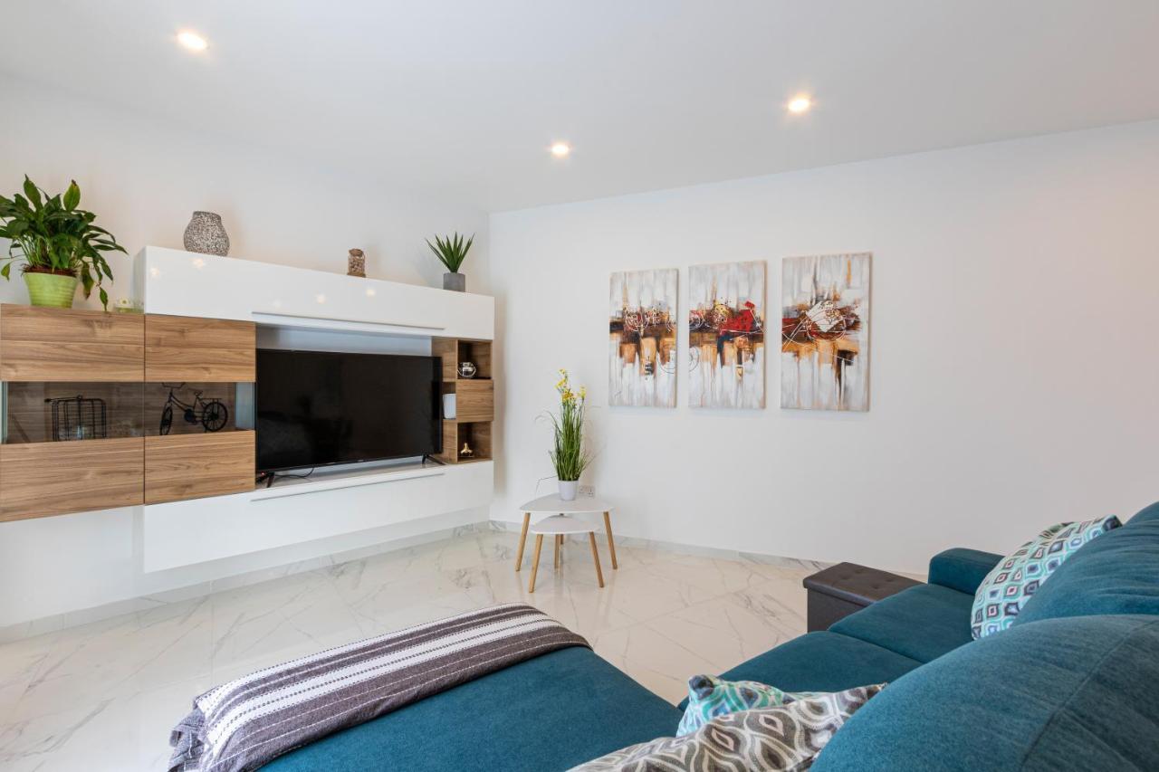 H2 -Modern And Spacious 3 Bedroom Apartment San Ġwann Dış mekan fotoğraf