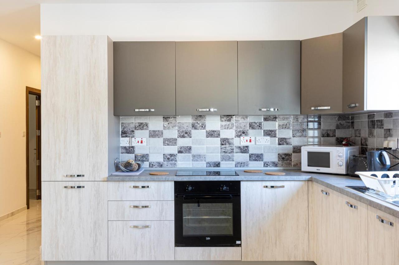H2 -Modern And Spacious 3 Bedroom Apartment San Ġwann Dış mekan fotoğraf