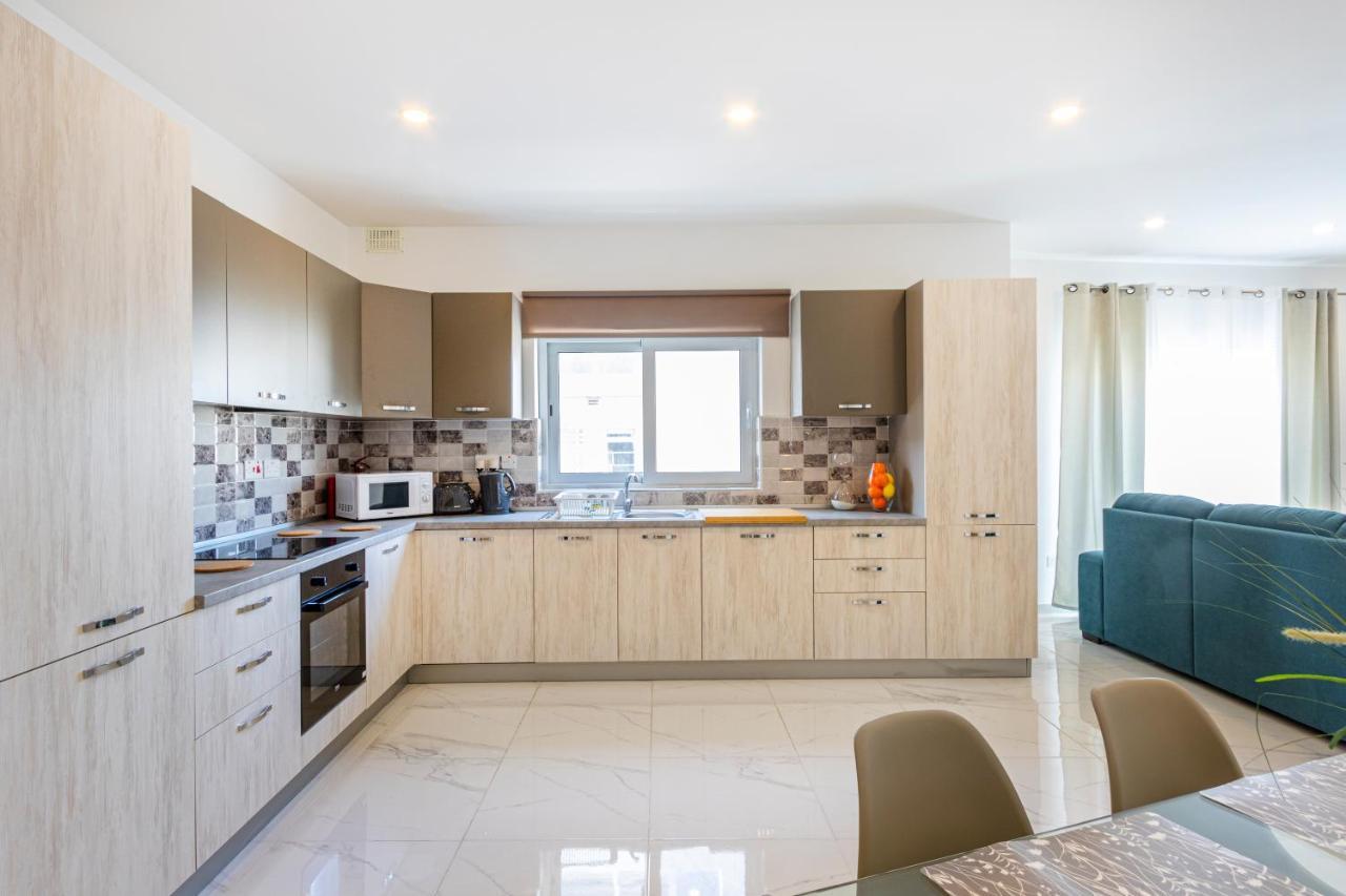 H2 -Modern And Spacious 3 Bedroom Apartment San Ġwann Dış mekan fotoğraf