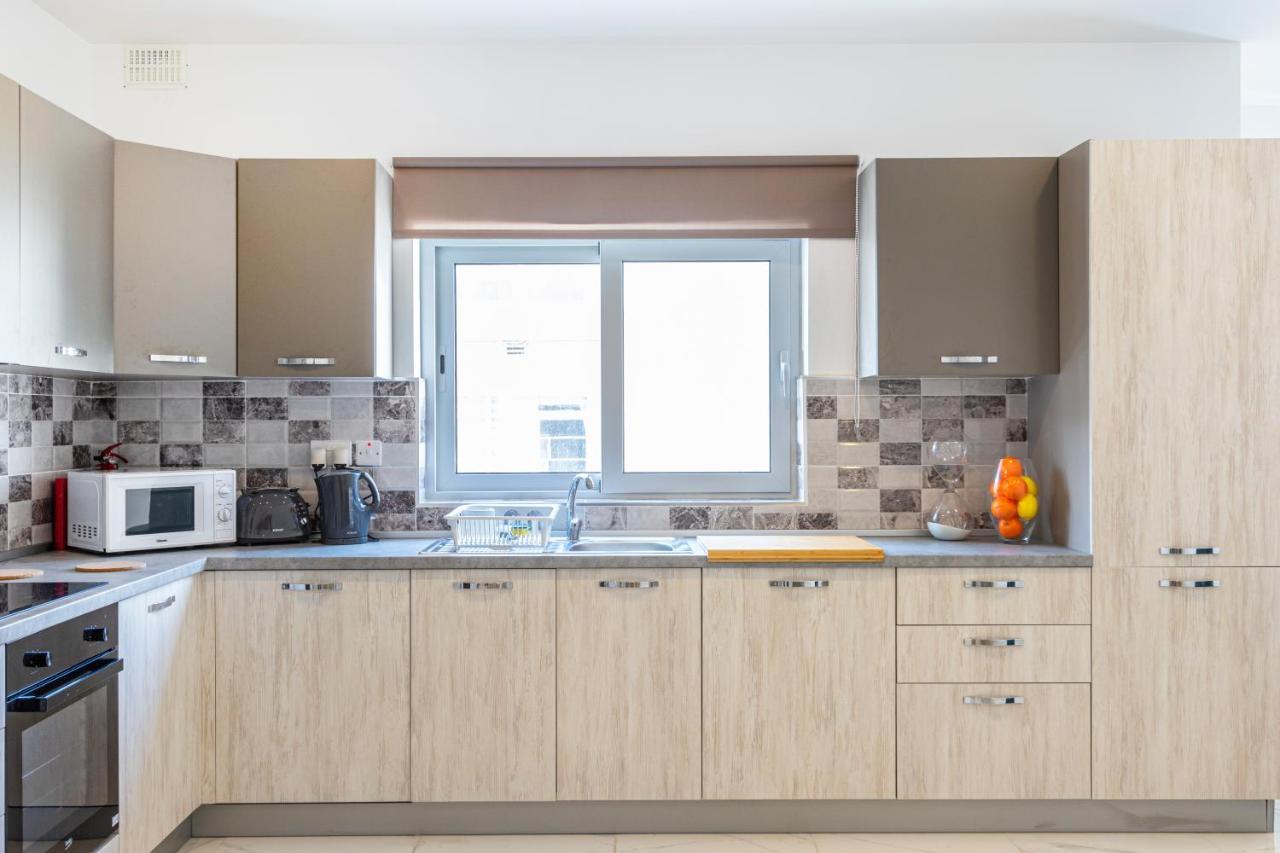 H2 -Modern And Spacious 3 Bedroom Apartment San Ġwann Dış mekan fotoğraf