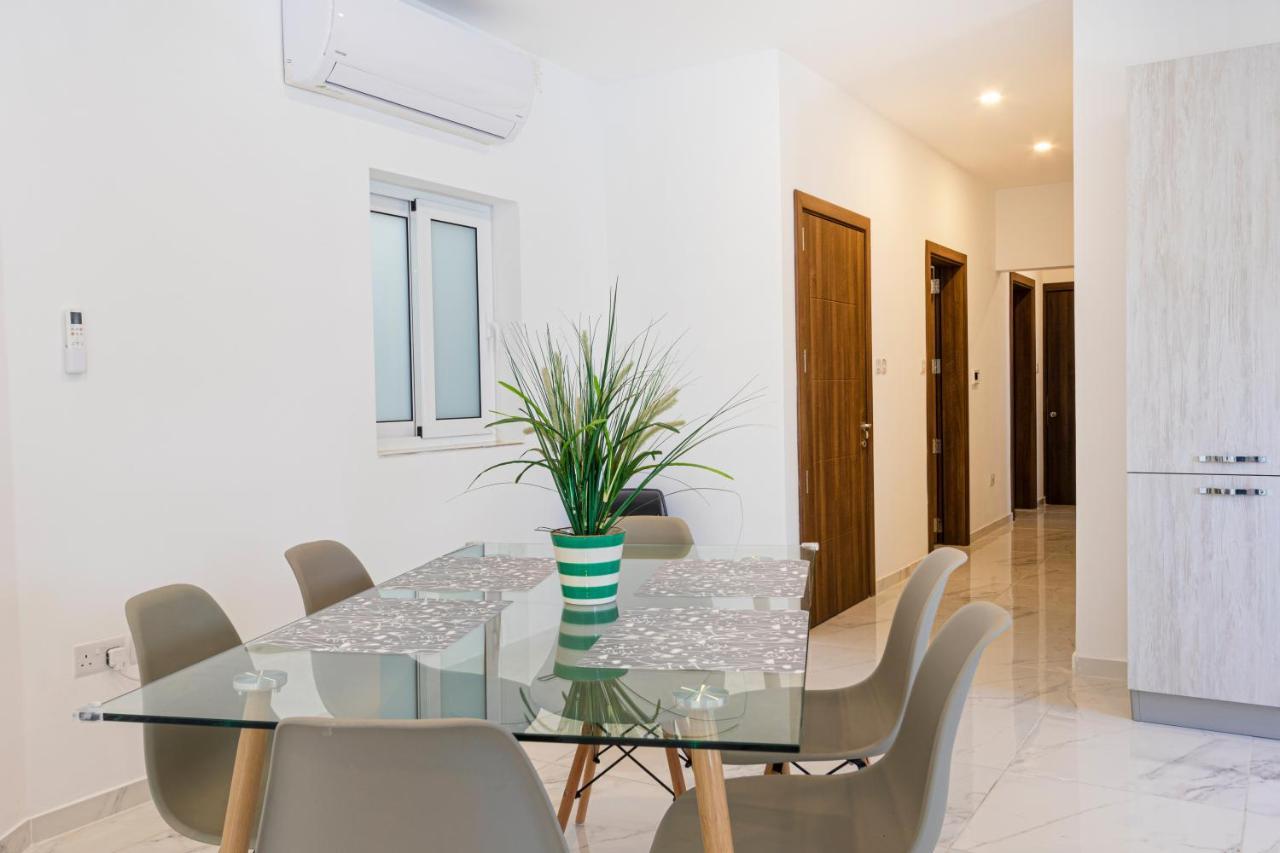 H2 -Modern And Spacious 3 Bedroom Apartment San Ġwann Dış mekan fotoğraf